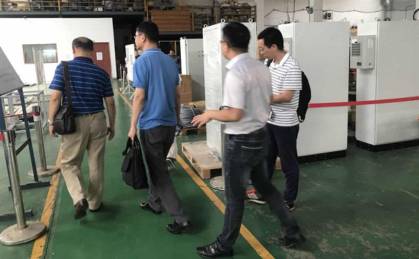 江蘇省新技術(shù)新產(chǎn)品鑒定會(huì)，智能裝備企業(yè)